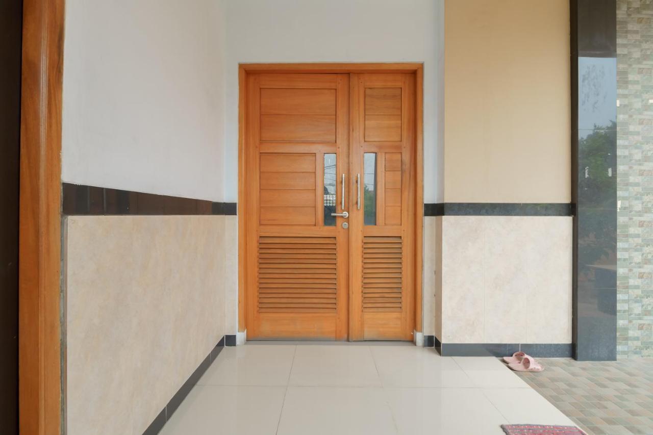 Koolkost Syariah Near Kampus Utama Universitas Budi Luhur Mencil Buitenkant foto